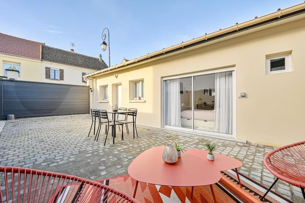 La Parenthese Apartment Claye Souilly Bagian luar foto
